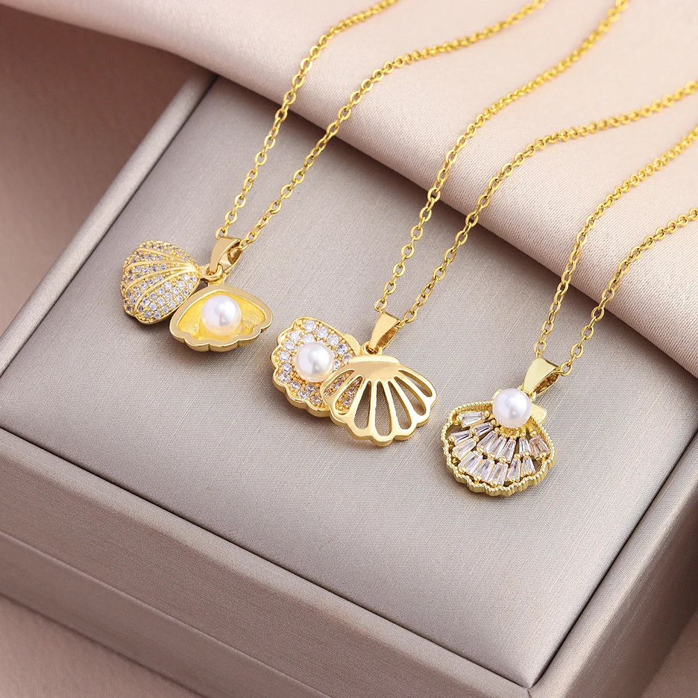 Women’s Sexy Zircon & Imitation Pearl Shell Pendant Necklace